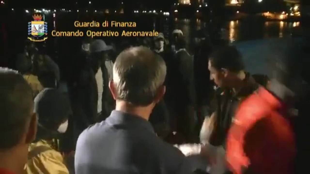Lampedusa (AG) - Contrasto dell'immigrazione clandestina