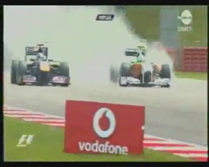Silverstone : Accrochage Buemi et Di Resta