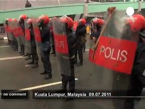Hundreds arrested at pro-reforms rally in... - no comment