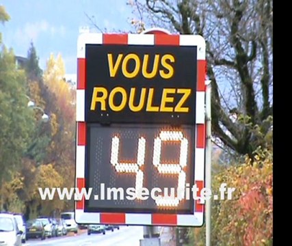 RADAR PEDAGOGIQUE LUMINEUX DE VITESSE VIASIS VIA TRAFFIC DESCRIPTIF