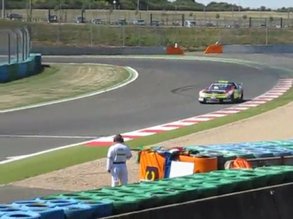 Gp camion Magny-cours 2011 - Essais libres racecar 2 vidéo 1
