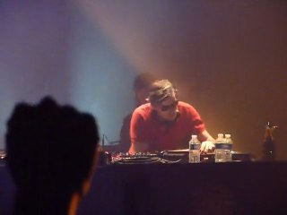 Kavinsky Live @Fool's Gold Night (SebastiAn - Embody Remix)