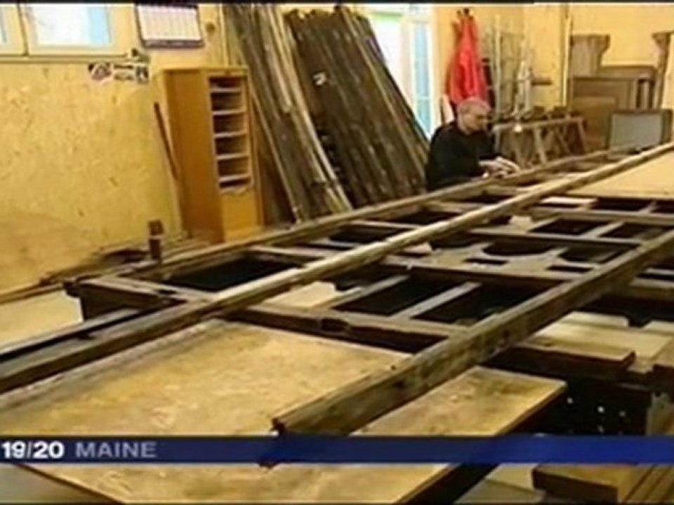 Restauration d'une voiture de tramway de 1896 (reportage France 3)
