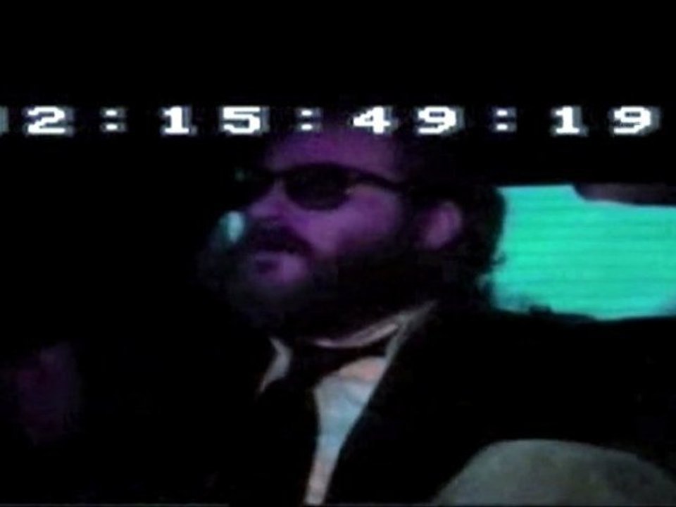 Joaquin Phoenix pleure !