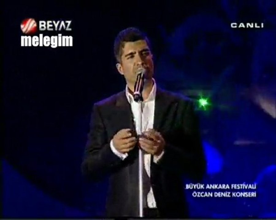 Özcan Deniz-Canım-4.Büyük Ankara Festivali-(10.07.2011)