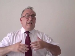 Serge Blisko, député dénonce la future carte biométrique (carte marchande)