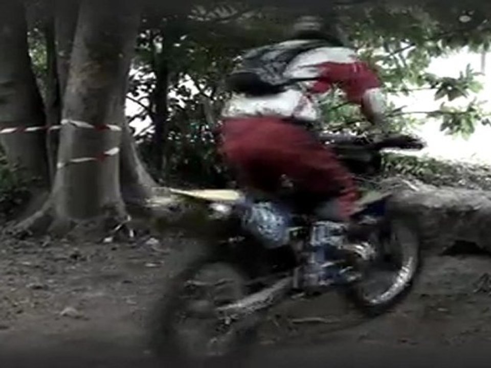La roche (Enduro de méru 2011)