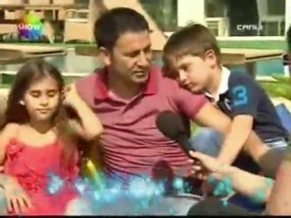 Izzet YILDIZHAN Çocukları İle Birlikte