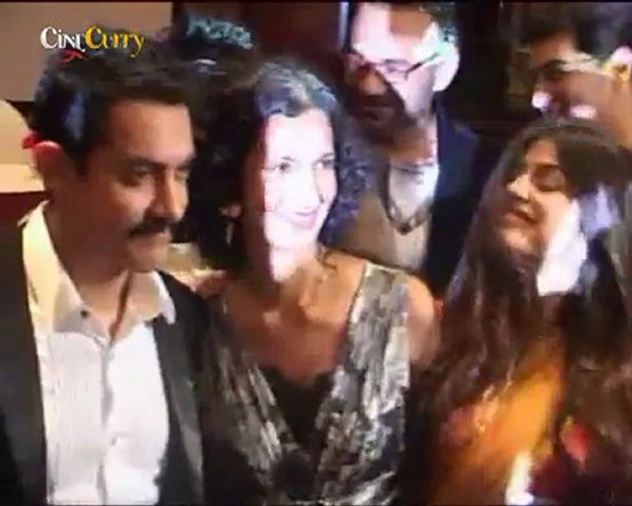 Amir Khan And Imran Khan At Delhi Belly Success Party