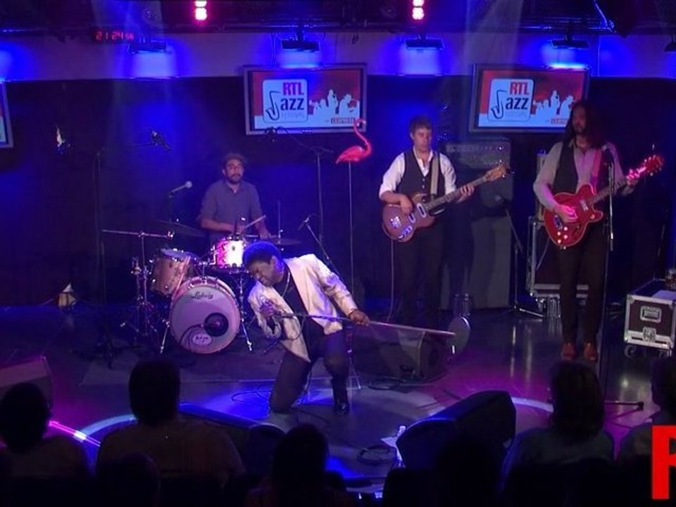 Charles Bradley - Lovin you en live dans RTL Jazz Festival présenté par Jean-Yves Chaperon et en HD
