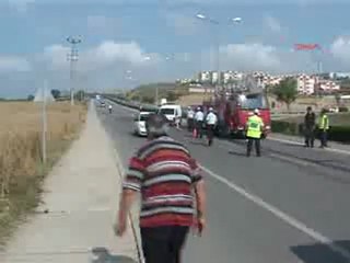 Otomobiliyle halk otobüsüne arkadan çarpan okul müdürü hayatını kaybetti