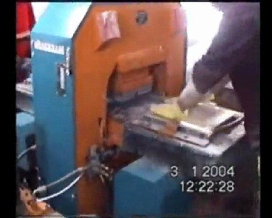 KP 090 Karo ve Dekoratiftaş Pres Makinası