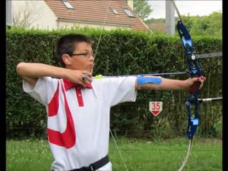 Chambly vidéo Maxime  Henry tir a l arc 8 juillet 2011