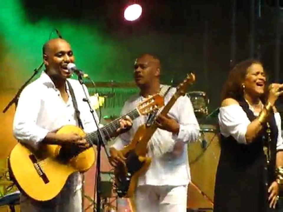 Jocelyne Beroard et Soft "Omaj" - 10 juillet 2011