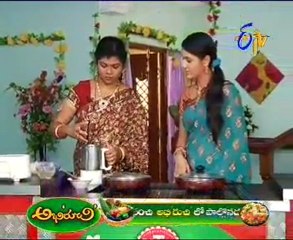 Abhiruchi   Recipes   Potlakaya Curry,Orange Carrot Juice,Bobbara Burelu,HalwaPuri   16th Feb 11   03