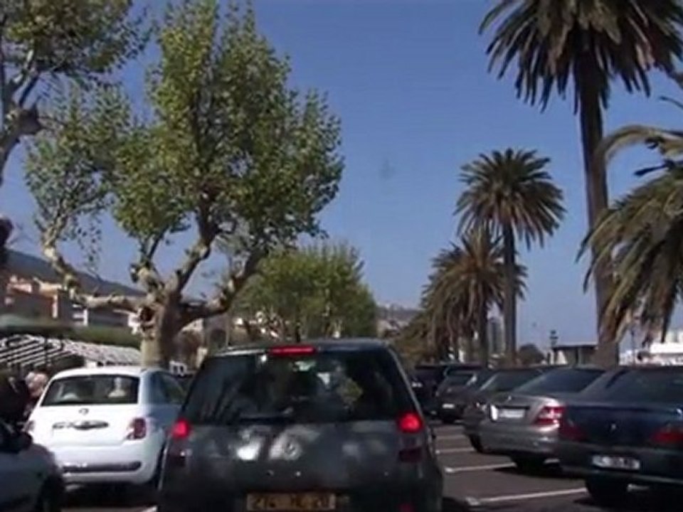 UN TAXI POUR ... LAURE LIMONGI