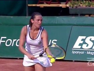 Vinci closes in on third title