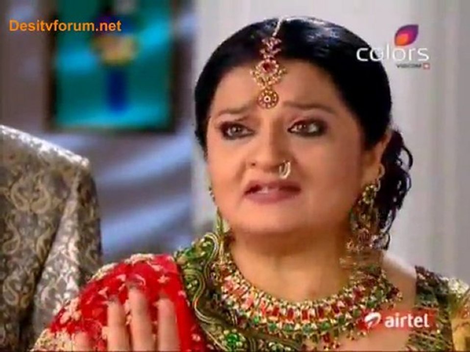 Hamari Saas Leela - 12th July 2011 Watch Video Online - Pt1
