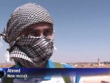 Rebeldes libios reciben reclutas de ciudades tomadas por Gadafi