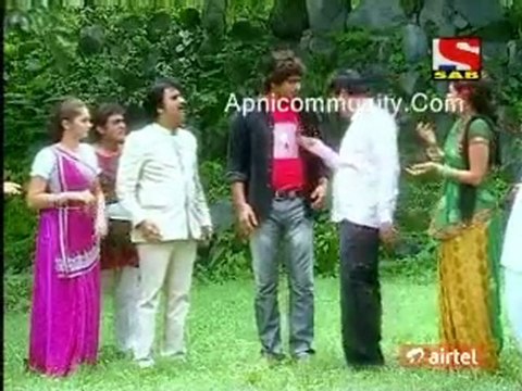 Papad Pol - 13th July 2011 pt3