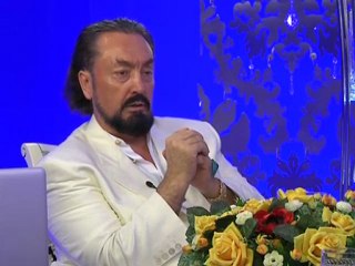 Allah, münafıkların kötülüklerinden ve fitnelerinden bütün müminleri korusun ve münafıkların kalplerine dehşetli acı versin