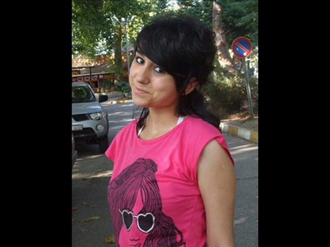 Büşra Seni Çok Seviyorum