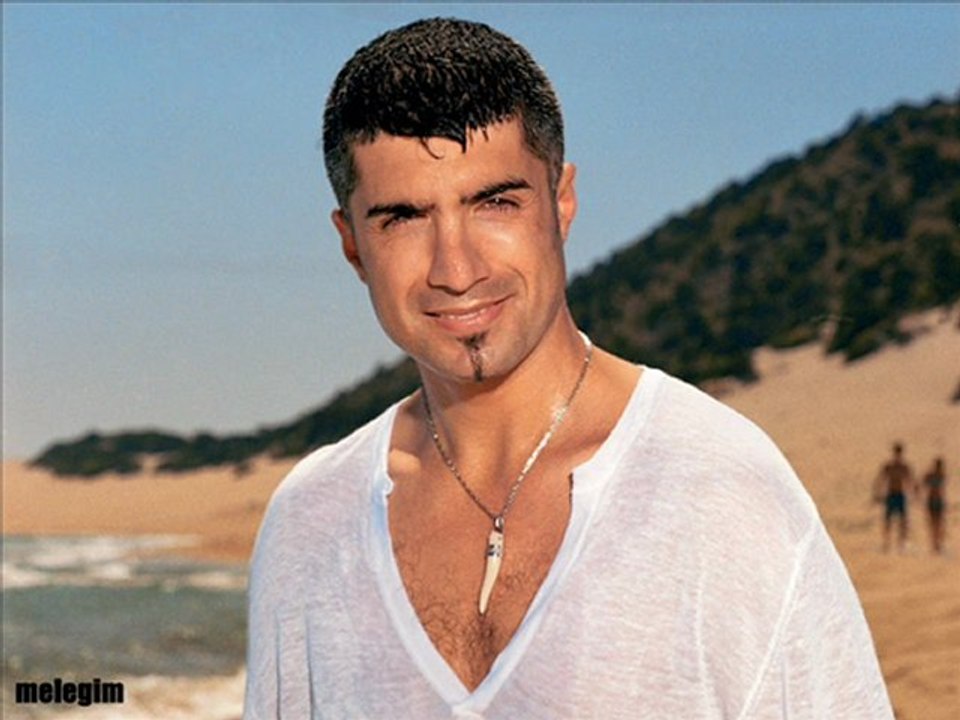 Özcan Deniz-Bahane