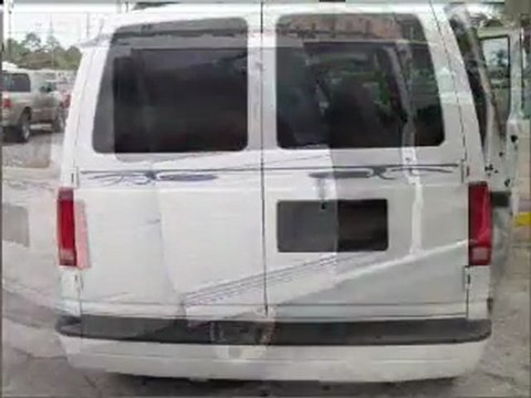 2003 GMC Safari Port Richey FL - by EveryCarListed.com
