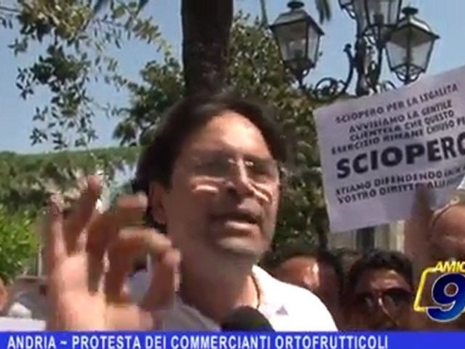 Andria | Protesta dei commercianti ortofrutticoli