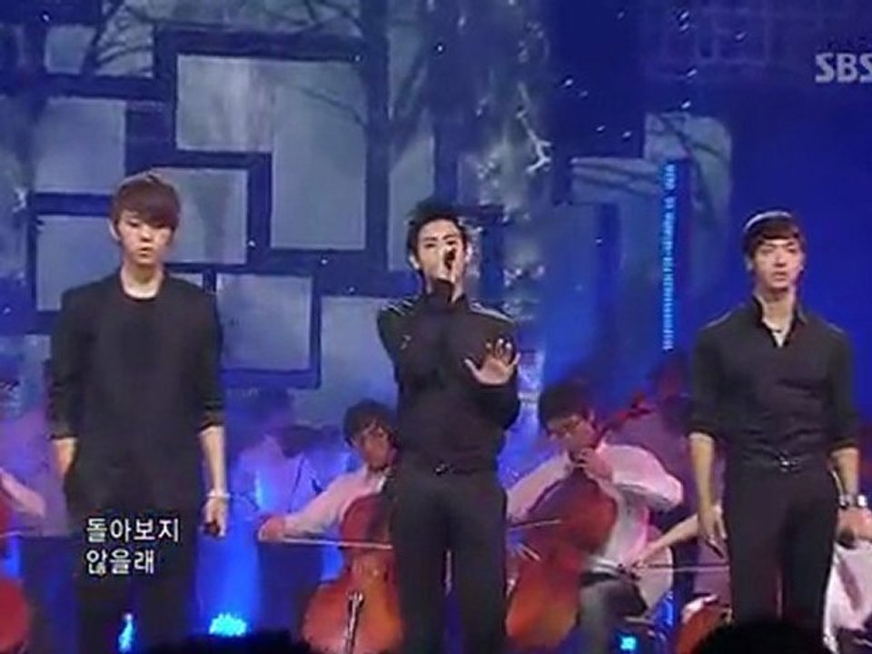 B2ST - Clenching A Tight Fist 031010