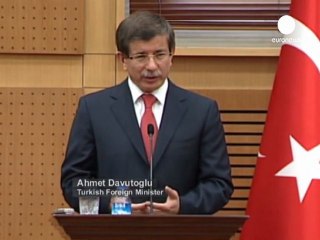 Davutoğlu, AB'ye rest çekti