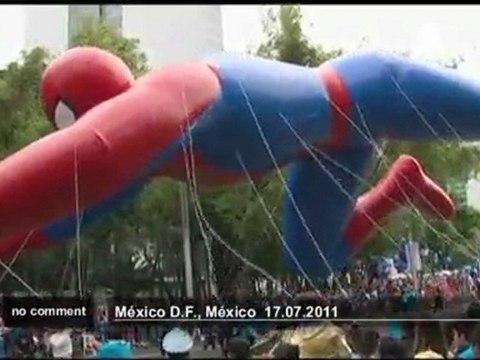 Mexico fête l'été avec une parade - no comment