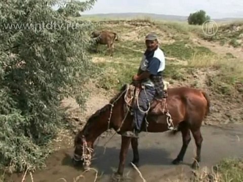 1,5-метровую статую Будды откопали в Киргизии