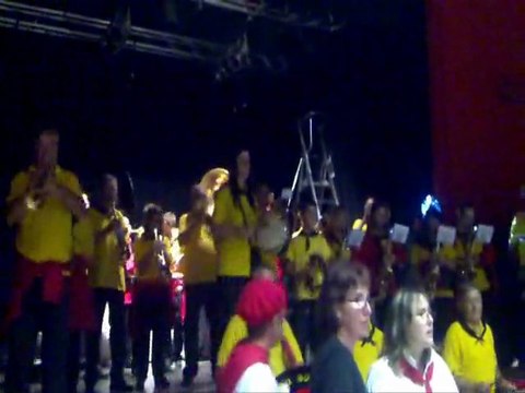 animation le 13-07-2011 a saint antonin noble val avec la banda los amigos video1)