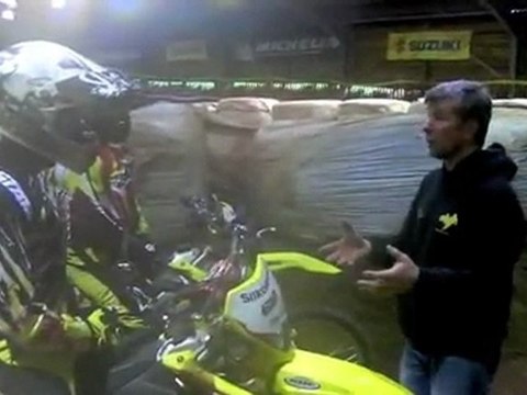 Gethin Jones - Motorbike Cornering Tips - Get On Africa