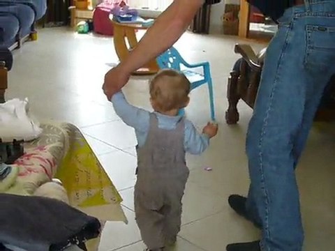 Premiers Pas Antonin