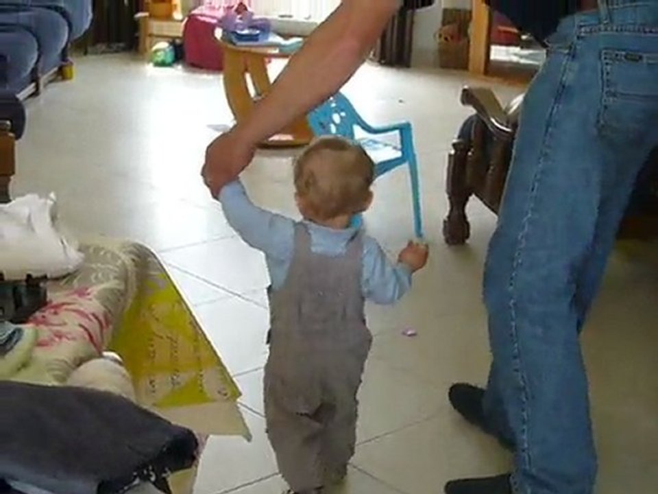 Premiers Pas Antonin