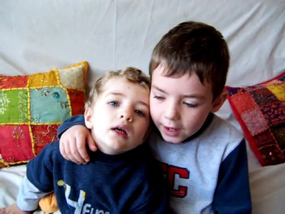 Manuel et Louison 3 petites notes de musique