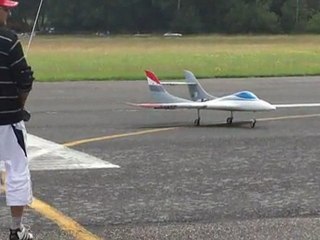 Frontenas 2011 olivier Maugeard et son jet a réacteur