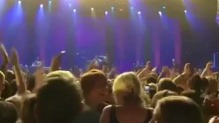 Foo Fighters Dave Grohl vs Fan