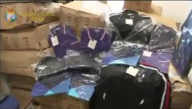 Aversa - Contraffazione, perquisizioni e sequestri tra Napoli e Caserta