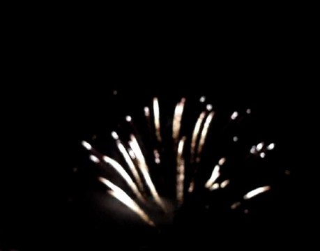 Aulnay-sous-Bois : feu d'artifice du 14 juillet 2011 Musique I want to break free by Queen