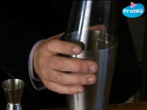 Comment faire un cocktail Midory Candy ?