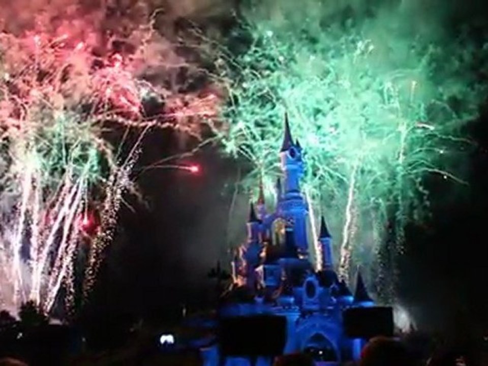 Disneyland Paris, feu d'artifice du 14 juillet 2011