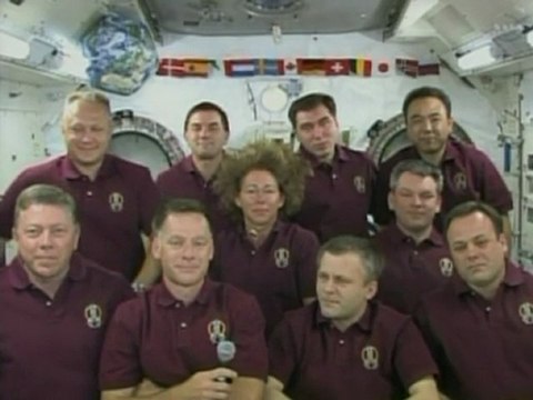 Obama 'dials for pizza', gets International Space Station