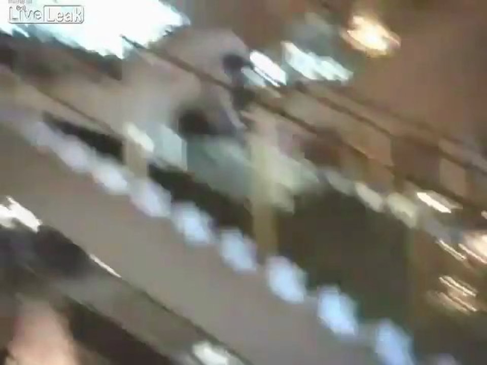 Bride Völlig Tumbles Fail