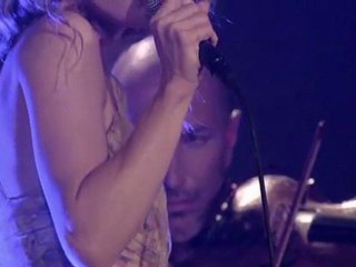 Vanessa.Paradis -Dis Lui Toi Que Je T'aime-  In Live 2010 -