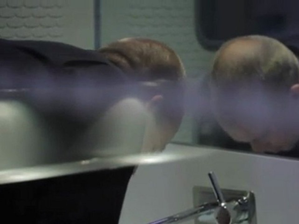 Disguised By: Holoxid