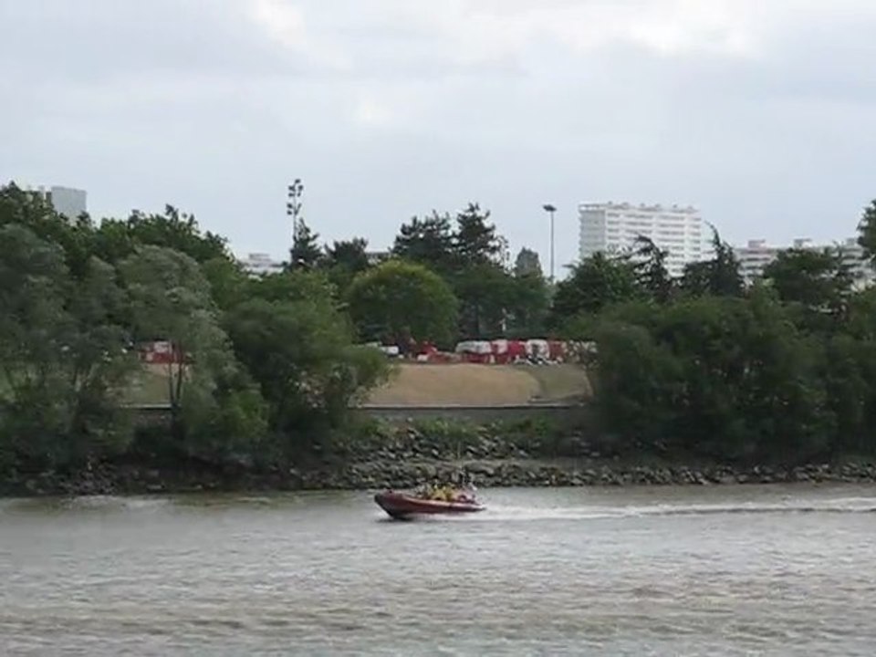 Nantes : zodiac sécurité Loire