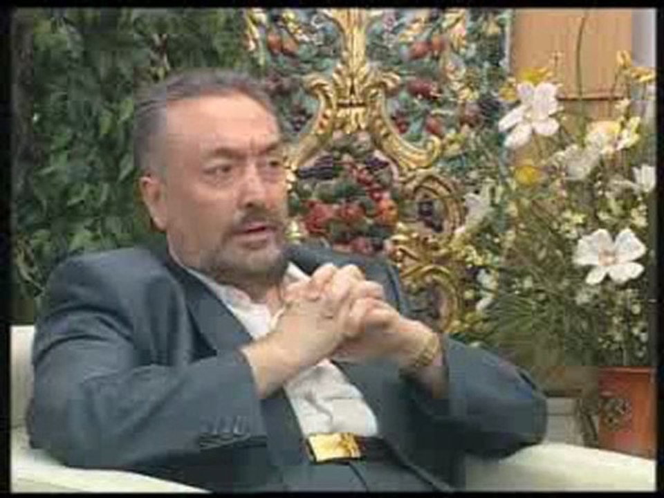 Sayın Adnan Oktar anlatıyor: Günümüz toplumundaki kadın erkek ilişkileri, evlilik anlayışı (2. Bölüm)